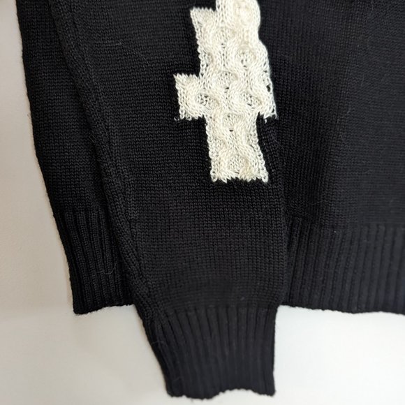 Few Moda Cable Pattern Sweater | Black, White | Size S - Picture 5 of 8